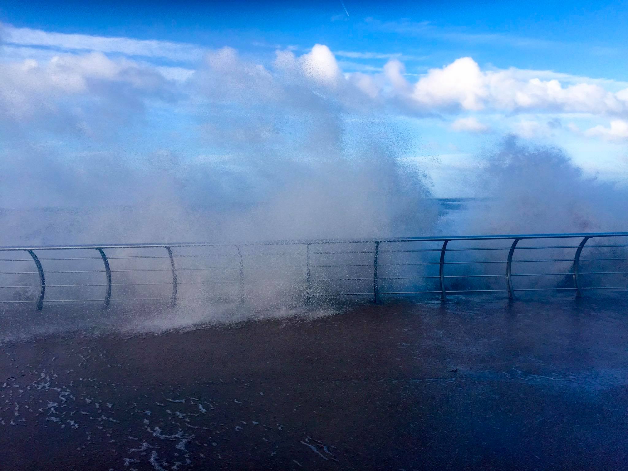 Watch the Waves! By Neil Pilling, Jan 17