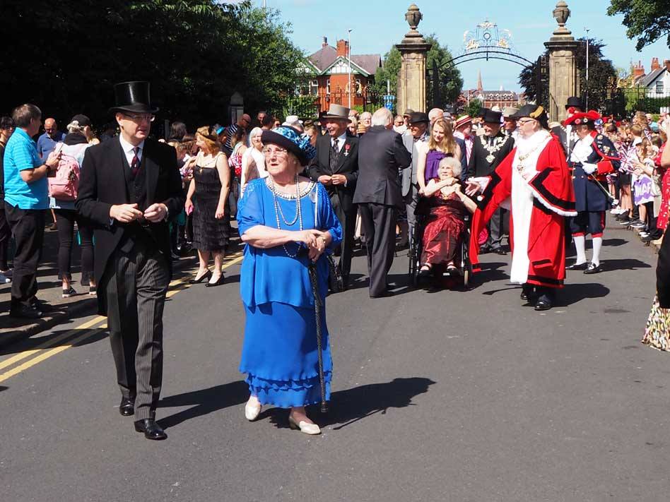 Lord Derby and Elaine Smith, leading the parade at Stanley Park's 90th birthday celebrations