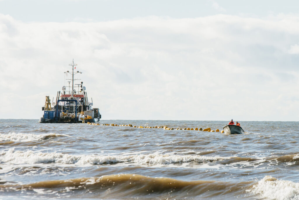 North Atlantic Loop cable being floated to shore