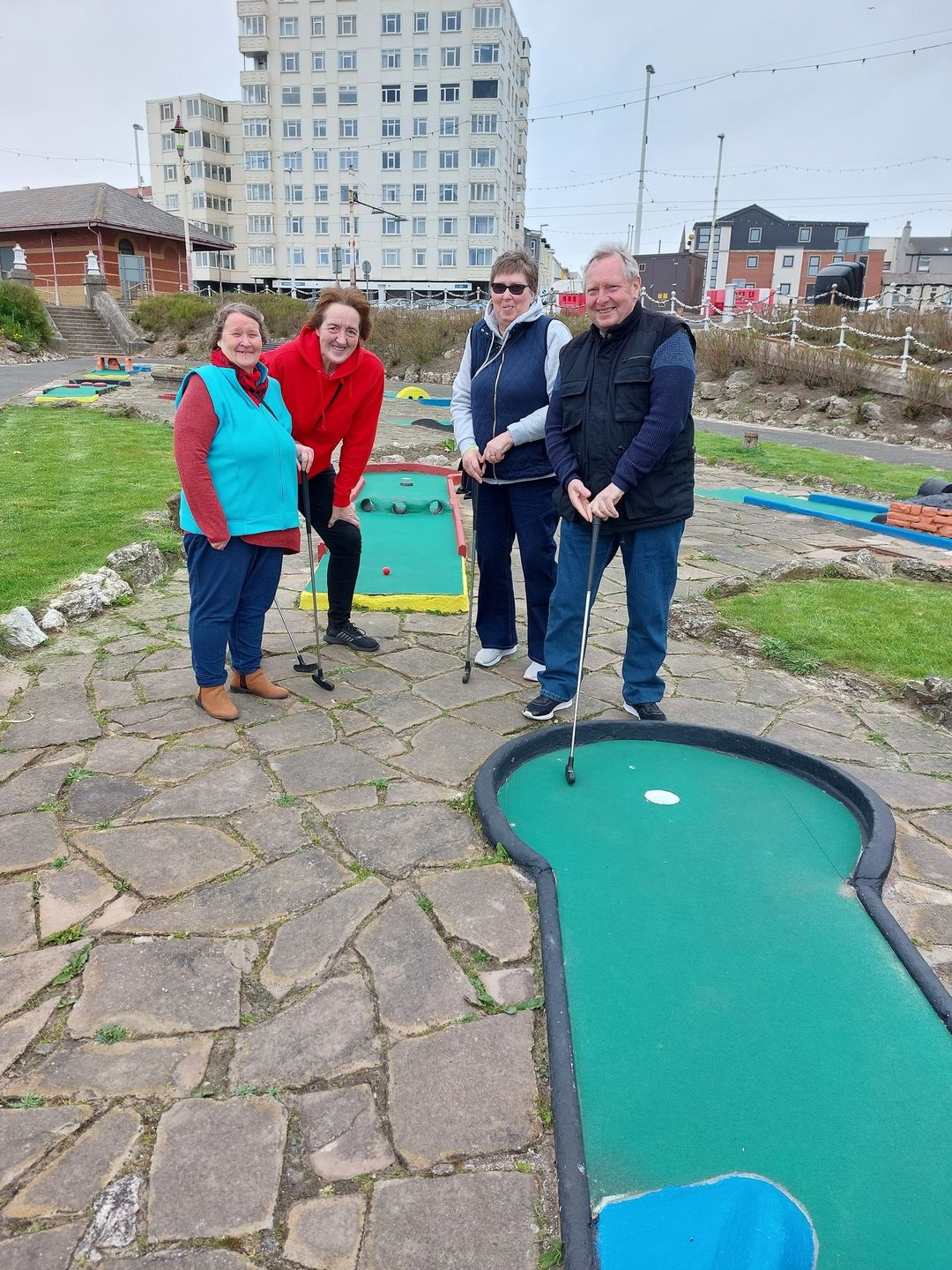 Princess Parade Crazy Golf