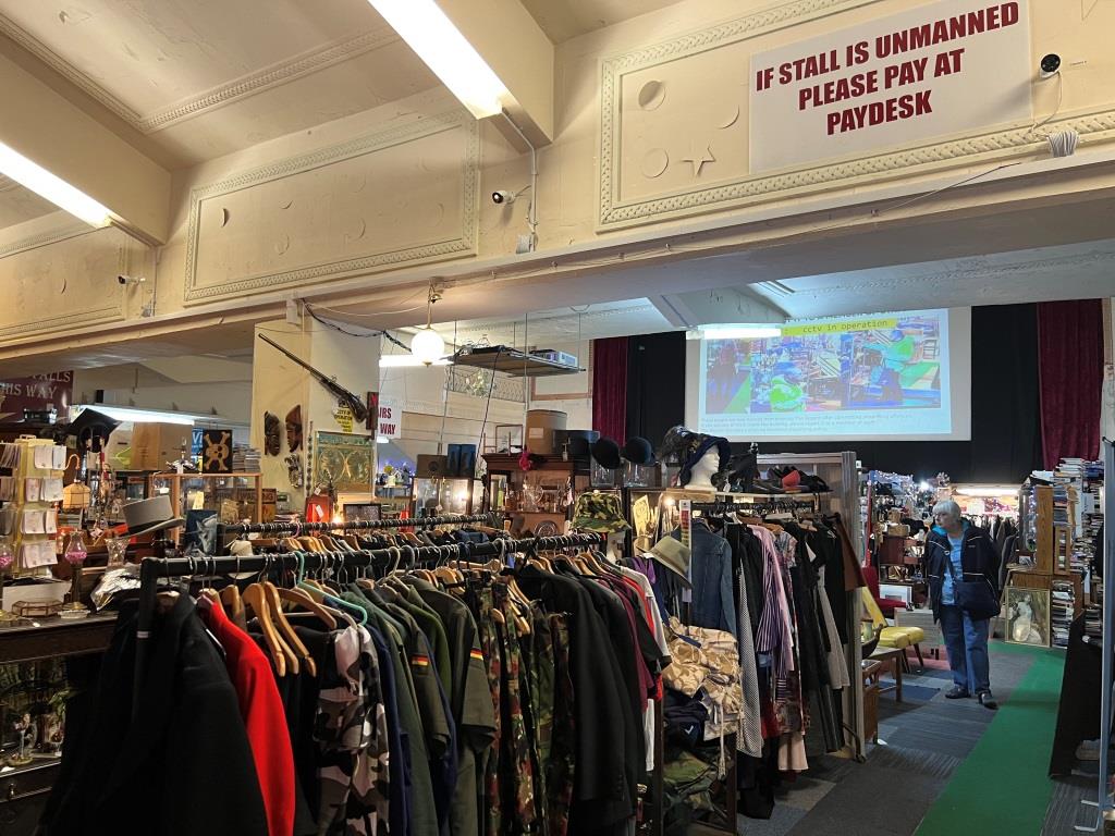 The Regent - vintage, crafts and collectables