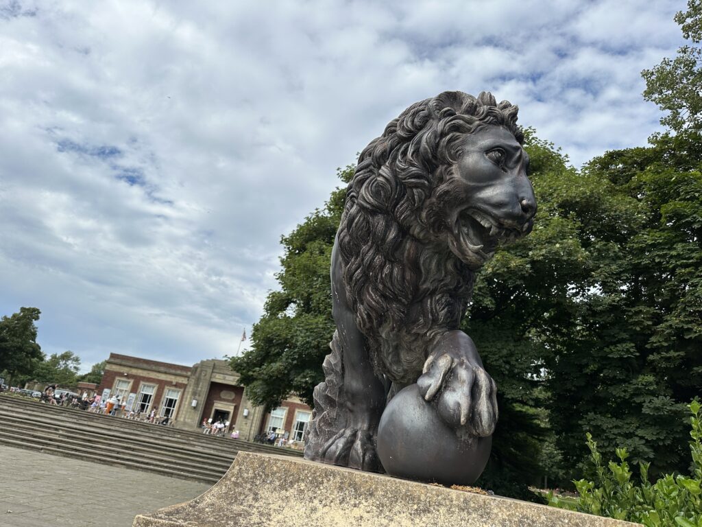 Medici Lions