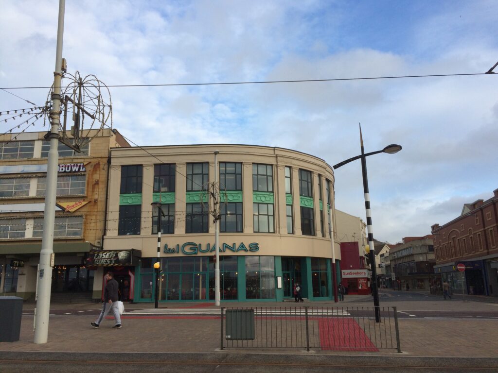 Replaced in November 2015 by Las Iguanas